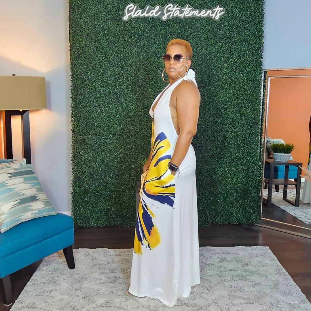 Taking Notes Maxi Dress (white)